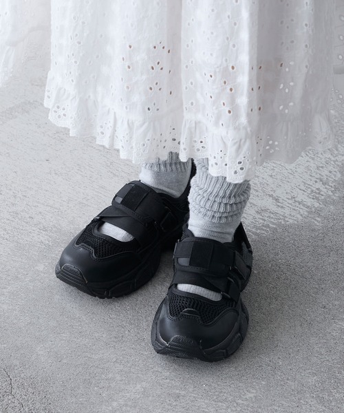 VOGUE注目株☆ブラック Foam Multiple Sole サンダル SALE】【SPECIAL SHOES FACTORY COLLABORATION】Italian Vibram