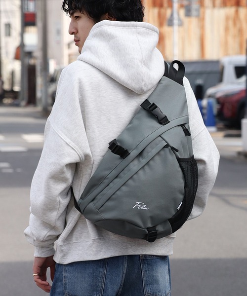 FILA(フィラ)の「【FILA/フィラ】ワンショルダー スリングバッグ/ボディバッグ(ボディバッグ/ウエストポーチ・メンズ・グレー/アイボリー/ブラック・FREE)」の6枚目の写真