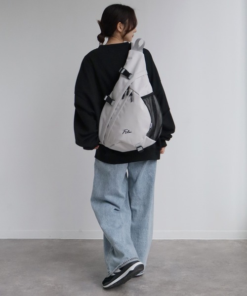 FILA(フィラ)の「【FILA/フィラ】ワンショルダー スリングバッグ/ボディバッグ(ボディバッグ/ウエストポーチ・メンズ・グレー/アイボリー/ブラック・FREE)」の22枚目の写真