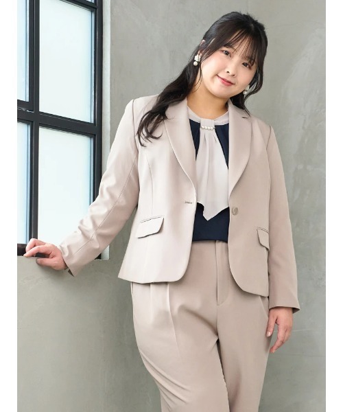 ズーズーダウ ダブルボタン　ノーカラージャケット ベージュ コットン100% ベージュ ボタン付きジャケット ズーズーダウ ダブルボタン ノーカラー