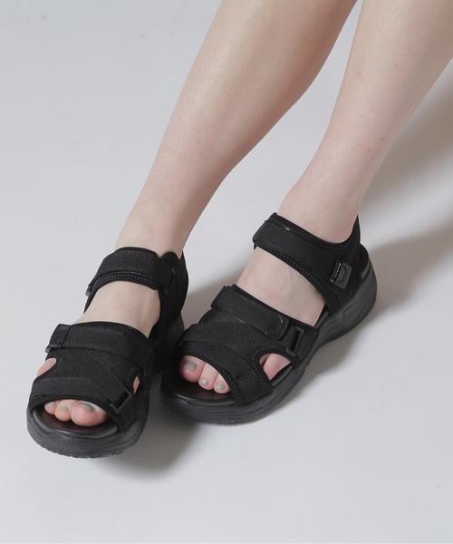 AVIREX(アヴィレックス)の「《直営店限定》TAPE SANDAL/テープサンダル(サンダル・レディース・ブラック/カモフラージュ・25/24/23)」の4枚目の写真