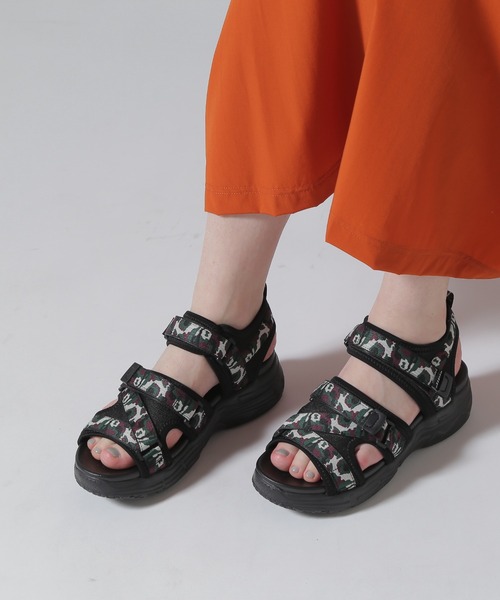 AVIREX(アヴィレックス)の「《直営店限定》TAPE SANDAL/テープサンダル(サンダル・レディース・ブラック/カモフラージュ・25/24/23)」の12枚目の写真