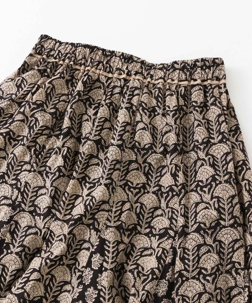 URBAN RESEARCH Sonny Label（アーバンリサーチサニーレーベル）の「コットンプリントマチ切替えフレアスカート（スカート・レディース・ブラック/ピンク・FREE）」の13枚目の写真