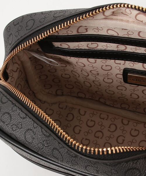 Guess（ゲス）の「DEVLON Camera Crossbody クロスボディバッグ（ショルダーバッグ・レディース・ホワイト/ダークグレー/ライトピンク・ONE SIZE）」の17枚目の写真