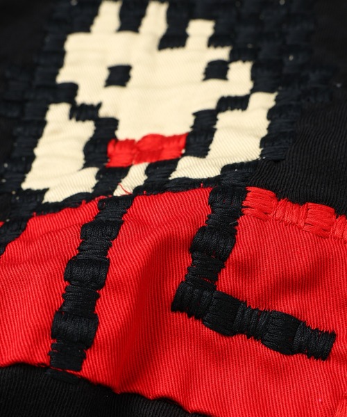 anrealage homme(アンリアレイジオム)の「HOME ALONE EMBROIDERY SWEAT SHIRT(スウェット・メンズ・ホワイト/ブラック/グレー・46/48)」の7枚目の写真
