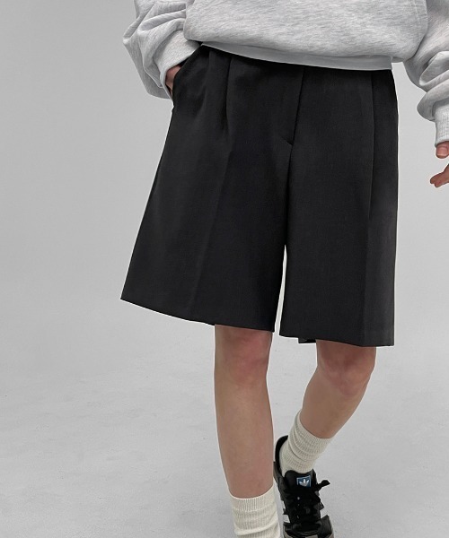 BLACKUP（ブラックアップ）の「[MADE] ドミニクワンタックバミューダスラックス（スラックス・レディース・ブラック/チャコール・SMALL/MEDIUM/LARGE）」の8枚目の写真
