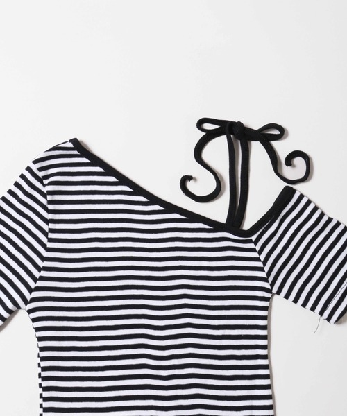 WC(ダブル シー)の「ボーダーワンショルT(Tシャツ/カットソー・レディース・ブラック/レッド・FREE)」の8枚目の写真