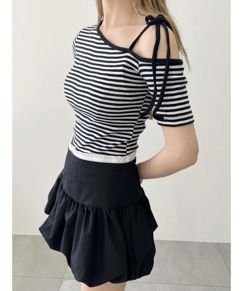 WC(ダブル シー)の「ボーダーワンショルT(Tシャツ/カットソー・レディース・ブラック/レッド・FREE)」の3枚目の写真