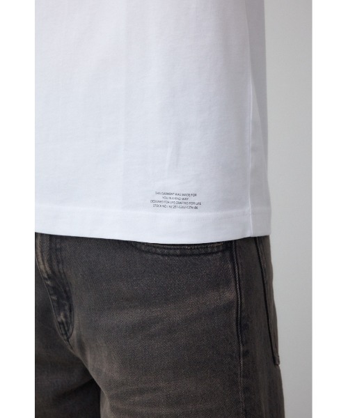 AZUL by moussy(アズールバイマウジー)の「AZコットンクルーネックTシャツ(Tシャツ/カットソー・メンズ・ホワイト/ブラック・SMALL/MEDIUM/LARGE/X-LARGE)」の11枚目の写真