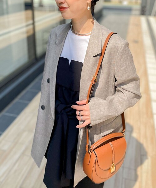 NOLLEY’S（ノーリーズ）の「ウォッシャブルラミーシャンブレーダブルジャケット（テーラードジャケット・レディース・ブラウン/グレイッシュベージュ・36/38）」の2枚目の写真