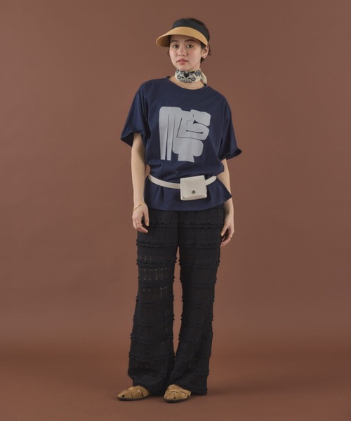 MIRROR STOKE（ミラーストーク）の「≪WEB限定≫【新色追加】MS LOGO TSHIRT/ミラーストークロゴティーシャツ（Tシャツ/カットソー・レディース・ネイビー/オフホワイト/ホワイト×ブラック/ホワイト×シルバー・MEDIUM）」の10枚目の写真