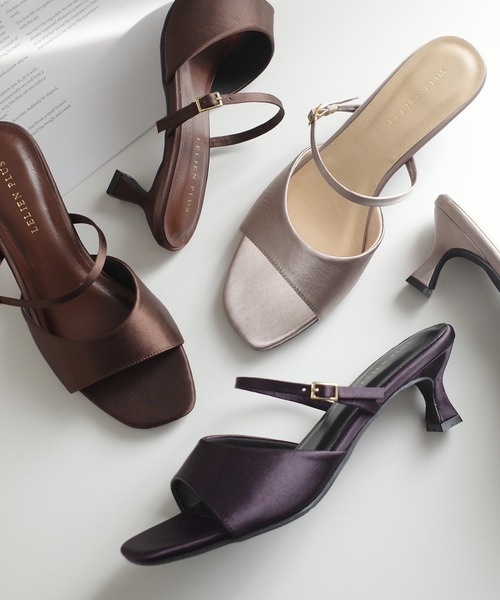 AmiAmi（アミアミ）の「さっと履ける！ストラップミュールサンダル（サンダル・レディース・アイボリー/ブラック/グレイッシュベージュ/ダークネイビー/ダークブラウン・L/LL/M/S）」の14枚目の写真