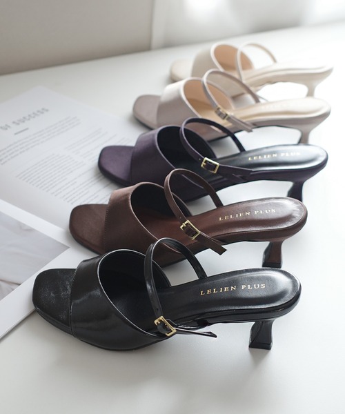 AmiAmi（アミアミ）の「さっと履ける！ストラップミュールサンダル（サンダル・レディース・アイボリー/ブラック/グレイッシュベージュ/ダークネイビー/ダークブラウン・L/LL/M/S）」の17枚目の写真