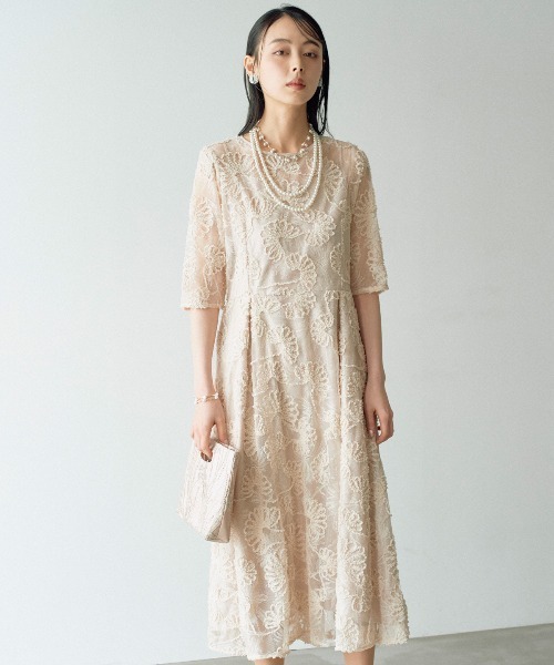 haremode（ハレモード）の「アーチ刺繍レースドレス（ドレス・レディース・グレー/ベージュ/ブラック・M/S）」の18枚目の写真
