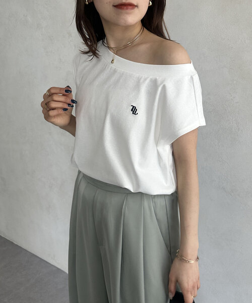 Thevon（ゼボン）の「刺繍ロゴボートネックフレンチT（Tシャツ/カットソー・レディース・チャコールグレー/オフホワイト/ブラウン・FREE）」の9枚目の写真