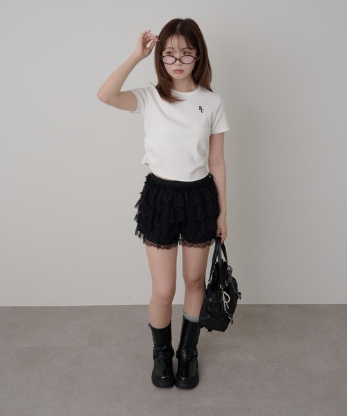 RAY CASSIN（レイカズン）の「ボリュームフリルレースショートパンツ（その他パンツ・レディース・ホワイト/ブラック・FREE）」の14枚目の写真