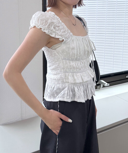 mline（エムライン）の「[mline]シャーリングフレンチブラウス（シャツ/ブラウス・レディース・イエロー/インディゴブルー/オフホワイト/レッド/ブルー/ブラック系その他/ブラック・FREE）」の9枚目の写真