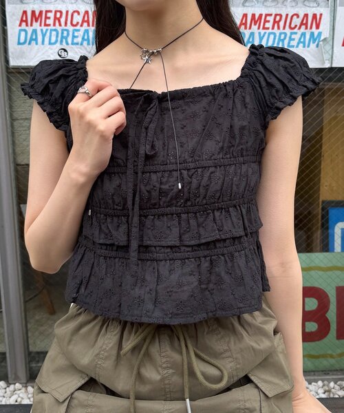 mline（エムライン）の「[mline]シャーリングフレンチブラウス（シャツ/ブラウス・レディース・イエロー/インディゴブルー/オフホワイト/レッド/ブルー/ブラック系その他/ブラック・FREE）」の12枚目の写真