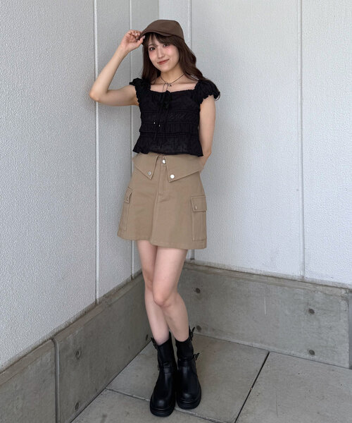 mline（エムライン）の「[mline]シャーリングフレンチブラウス（シャツ/ブラウス・レディース・イエロー/インディゴブルー/オフホワイト/レッド/ブルー/ブラック系その他/ブラック・FREE）」の17枚目の写真