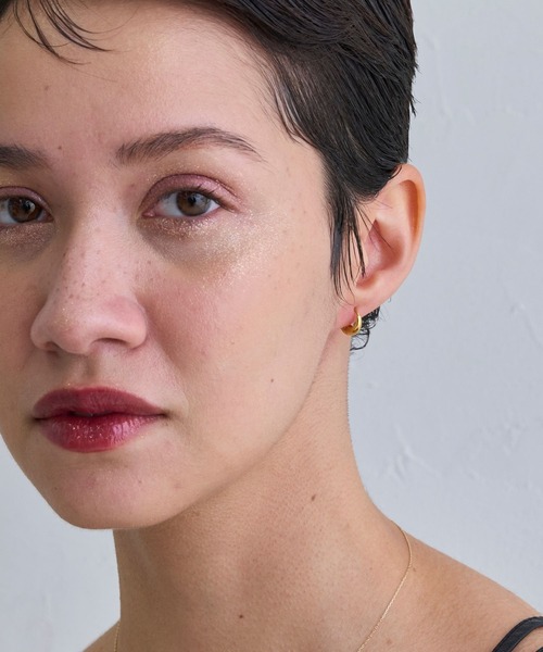 JUPITER（ジュピター）の「【SV】ドロップフープピアス/金属アレルギー対応/ニッケルフリー<動画あり>（ピアス（両耳用）・レディース・ゴールド/シルバー・FREE）」の11枚目の写真