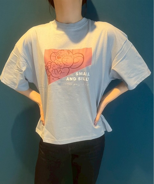 Tom&Jerry(トムアンドジェリー)の「【TOM & JERRY/トムとジェリー】天竺 プリント WIDEシルエット 半袖Tシャツ(Tシャツ/カットソー・レディース・ブラック/サックスブルー/オレンジ/オフホワイト/ホワイト系1/ブルー系/グリーン/モカ・M/L)」の6枚目の写真