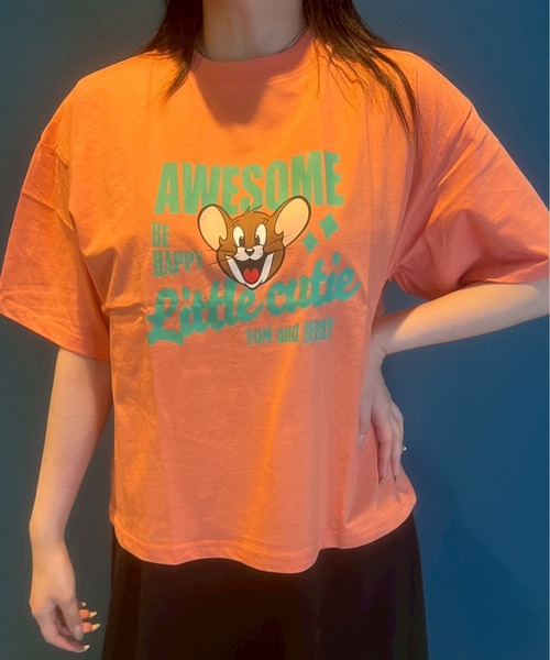 Tom&Jerry(トムアンドジェリー)の「【TOM & JERRY/トムとジェリー】天竺 プリント WIDEシルエット 半袖Tシャツ(Tシャツ/カットソー・レディース・ブラック/サックスブルー/オレンジ/オフホワイト/ホワイト系1/ブルー系/グリーン/モカ・M/L)」の8枚目の写真