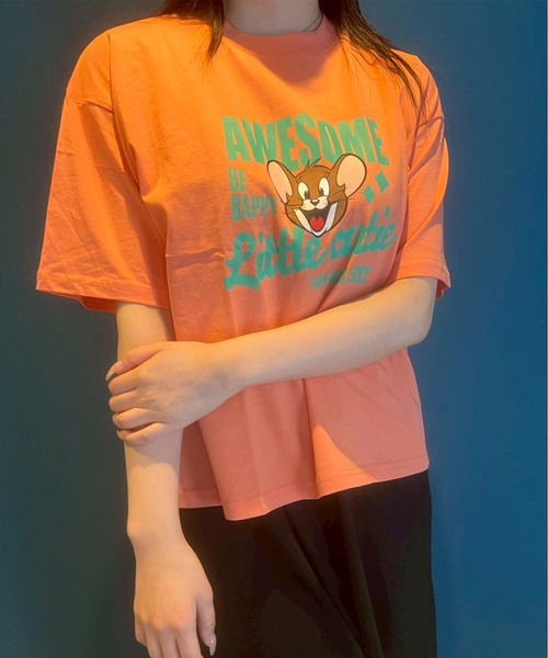 Tom&Jerry(トムアンドジェリー)の「【TOM & JERRY/トムとジェリー】天竺 プリント WIDEシルエット 半袖Tシャツ(Tシャツ/カットソー・レディース・ブラック/サックスブルー/オレンジ/オフホワイト/ホワイト系1/ブルー系/グリーン/モカ・M/L)」の15枚目の写真