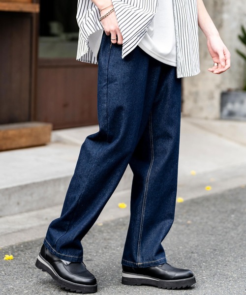 Rocky Monroe(ロッキーモンロー)の「ルーズシルエットワイドデニムパンツ(デニムパンツ・メンズ・ライトブラック/ケミカルウォッシュ/ダークブラック/ワンウォッシュ/ブルー/オフホワイト/ブラック・L/XL/M)」の15枚目の写真