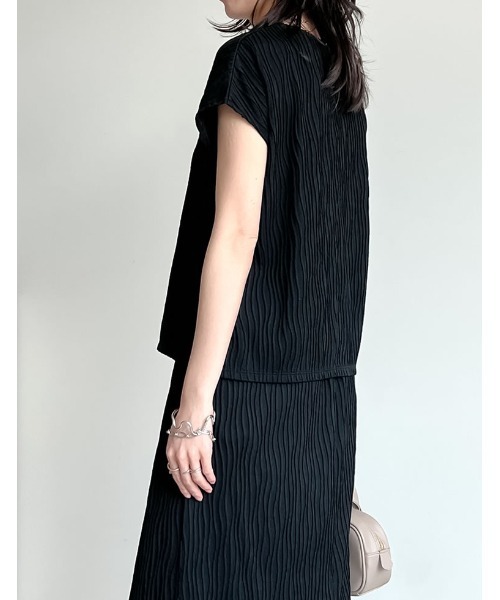 Re:EDIT（リエディ）の「[セットアップ対応]フレンチスリーブウェーブカットジャガードトップス（Tシャツ/カットソー・レディース・ホワイト/ブラック・MEDIUM/LARGE）」の18枚目の写真