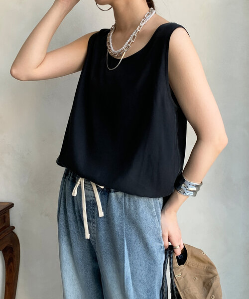 DouDou（ドゥドゥ）の「【ウォッシャブル】キュプラタンクブラウス（タンクトップ・レディース・ブラック/ベージュ・FREE）」の18枚目の写真