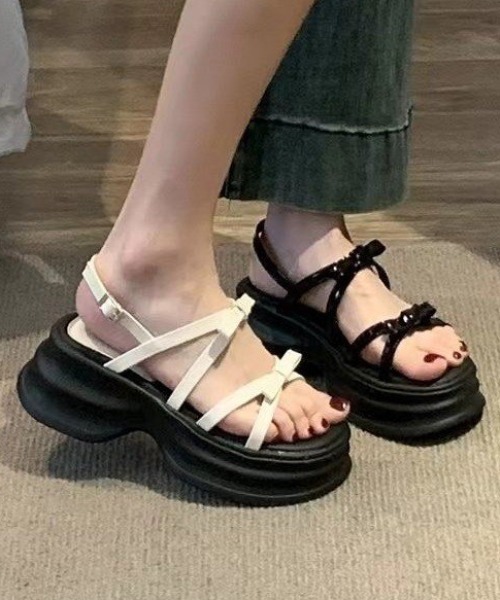 mebole（メボレ）の「厚底リボンサンダル（サンダル・レディース・シルバー/アイボリー/ブラック・SMALL/MEDIUM/LARGE）」の9枚目の写真