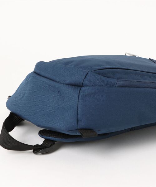 JANSPORT（ジャンスポーツ）の「【JANSPORT/ジャンスポーツ】MOVE SLING/ナイロンボディバッグ・ウエストポーチ・スリングバッグ（ボディバッグ/ウエストポーチ・メンズ・ブラック・FREE）」の13枚目の写真