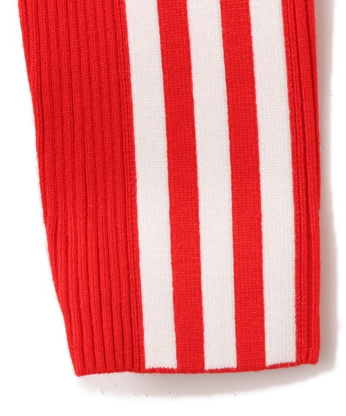 adidas(アディダス)の「adidas ADICOLOR 3 STRIPES SLIM KNIT TRACK TOP / アディダス アディカラー 3 ストライプス スリム ニット トラック トップ(ニット/セーター・レディース・レッド・S/L/M)」の7枚目の写真