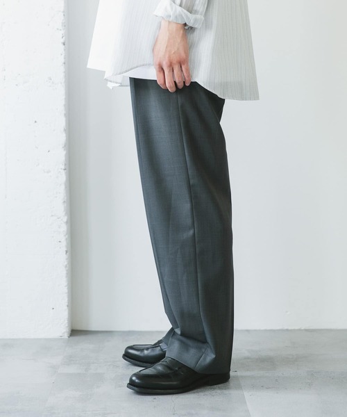 URBAN RESEARCH DOORS（アーバンリサーチドアーズ）の「『接触冷感/防シワ/UVカット/マシンウォッシャブル』ドライギャバジン イージースラックス（その他パンツ・メンズ・ネイビー/チャコールグレー/グレー・LARGE/MEDIUM）」の9枚目の写真