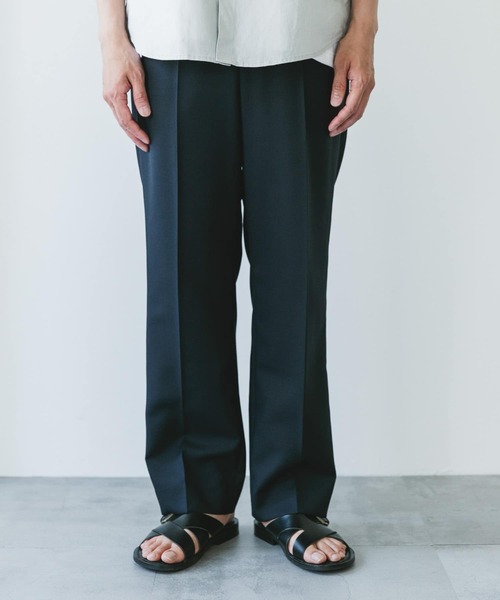 URBAN RESEARCH DOORS（アーバンリサーチドアーズ）の「『接触冷感/防シワ/UVカット/マシンウォッシャブル』ドライギャバジン イージースラックス（その他パンツ・メンズ・ネイビー/チャコールグレー/グレー・LARGE/MEDIUM）」の11枚目の写真