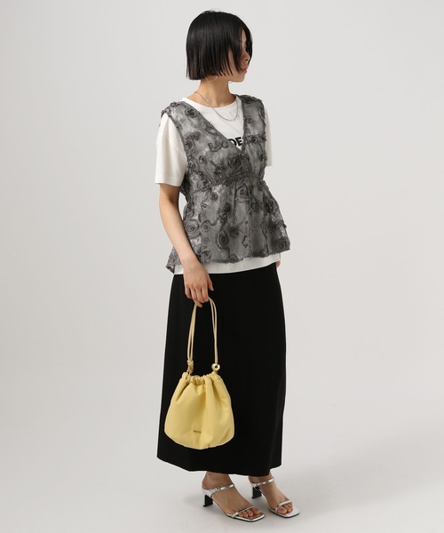 BAYFLOW（ベイフロー）の「[前後で着られる]2WAYレースベスト（ベスト・レディース・ブラック/グレー/オフホワイト・FREE）」の15枚目の写真