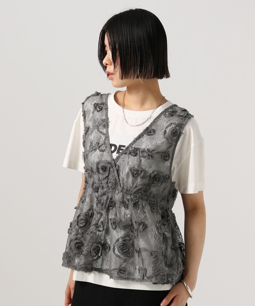 BAYFLOW（ベイフロー）の「[前後で着られる]2WAYレースベスト（ベスト・レディース・ブラック/グレー/オフホワイト・FREE）」の17枚目の写真
