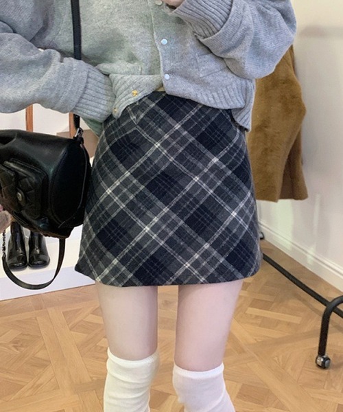 ROOPTOKYO（ループトウキョウ）の「チェック 台形ミニスカート（スカート・レディース・ブラウン/ネイビー・L/M）」の2枚目の写真