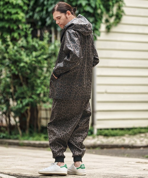 CAMBIO（カンビオ）の「mj10838- Leopard Synthetic Leather Poncho Like Jacket ポンチョ風ジャケット（その他アウター・メンズ・ブラウン/チャコール・S/M/L）」の8枚目の写真