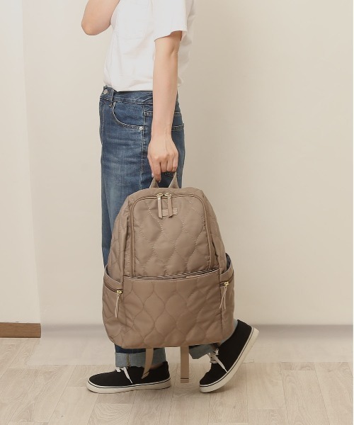 LIZDAYS(リズデイズ)の「LIZDAYS ママラクキルティングナイロンリュックサック(バックパック/リュック・レディース・ブラック/グレイッシュベージュ/ホワイト系その他/ダークグレー・FREE)」の8枚目の写真