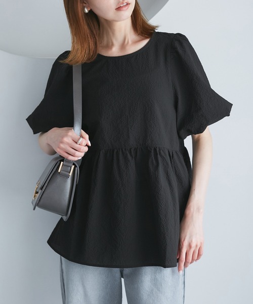 ROPE' PICNIC(ロペピクニック)の「バルーンペプラムブラウス(シャツ/ブラウス・レディース・ブラック/ダークブラウン/サックスブルー/キナリ・38/40)」の1枚目の写真