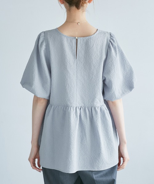 ROPE' PICNIC(ロペピクニック)の「バルーンペプラムブラウス(シャツ/ブラウス・レディース・ブラック/ダークブラウン/サックスブルー/キナリ・38/40)」の7枚目の写真