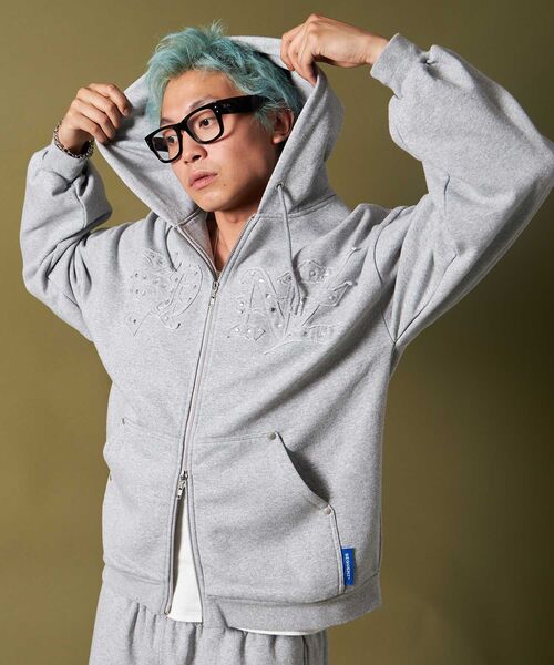 SEQUENZ（シークエンズ）】APPLIQUE STONE FADE ZIP P/K / ライン