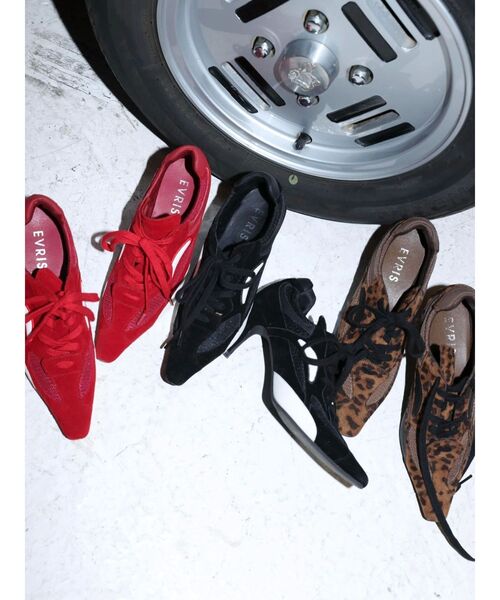 セール】スウェードポインテッドスニーカーヒール（パンプス）｜EVRIS