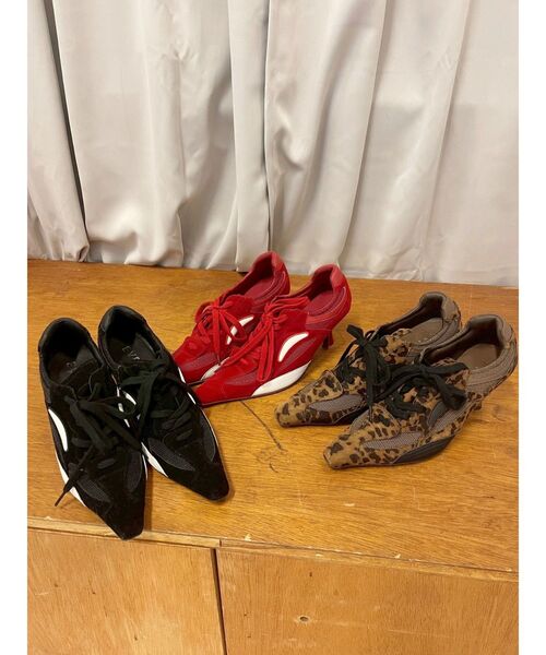 セール】スウェードポインテッドスニーカーヒール（パンプス）｜EVRIS