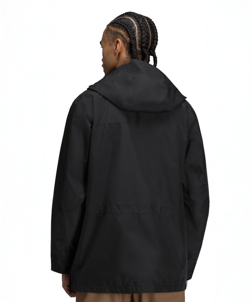 Mammut(マムート)の「オベリスク ゴアテックス ジップイン ハードシェル コート アジアンフィット / Obelisk Gore-Tex Zip-In HS Coat AF Men(ミリタリージャケット・メンズ・ブラック・LARGE/MEDIUM/SMALL/X-LARGE)」の7枚目の写真