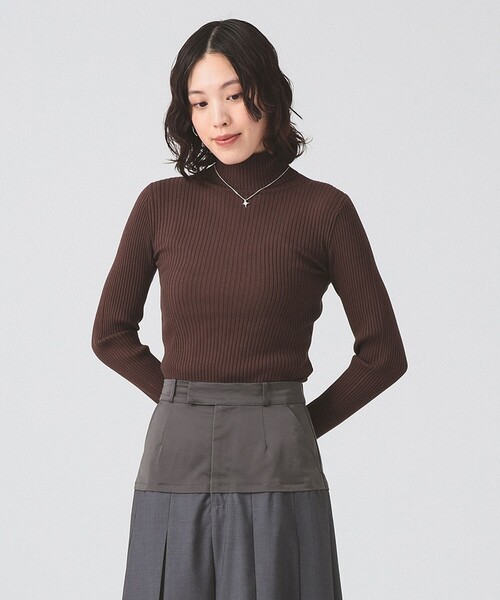 Ray BEAMS（レイビームス）の「14ゲージ リブ タートル ネック ニット [手洗い可]（ニット/セーター・レディース・レッド/ダークブラウン/ブルー/イエロー/ブラック/オフホワイト・ONE SIZE）」の18枚目の写真