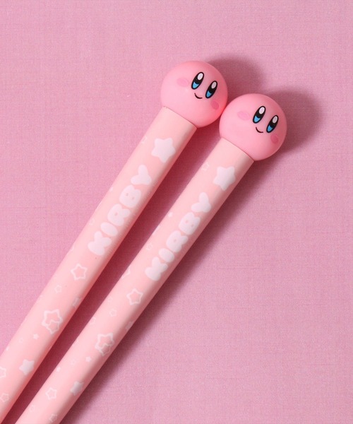sanrio（サンリオ）の「(SK)【星のカービィ】すべり止め加工 マスコット付き 箸[21.0cm]（カトラリー・レディース・ピンク系・ONE SIZE）」の3枚目の写真