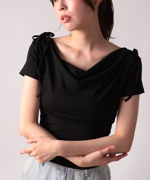 NANAHACHI(ナナハチ)の「肩リボンドレープ半袖Tシャツ(Tシャツ/カットソー・レディース・ブラック/ホワイト・MEDIUM/SMALL)」の20枚目の写真