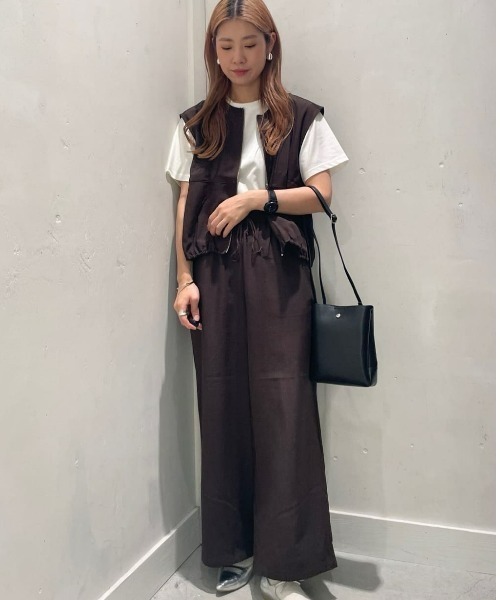 Right-on（ライトオン）の「HONEYSUCKLE ROSE(ハニーサックルローズ)【レディース】三層ミニショルダーバッグ（ショルダーバッグ・レディース・ライトベージュ/ブラック・ONE SIZE）」の8枚目の写真